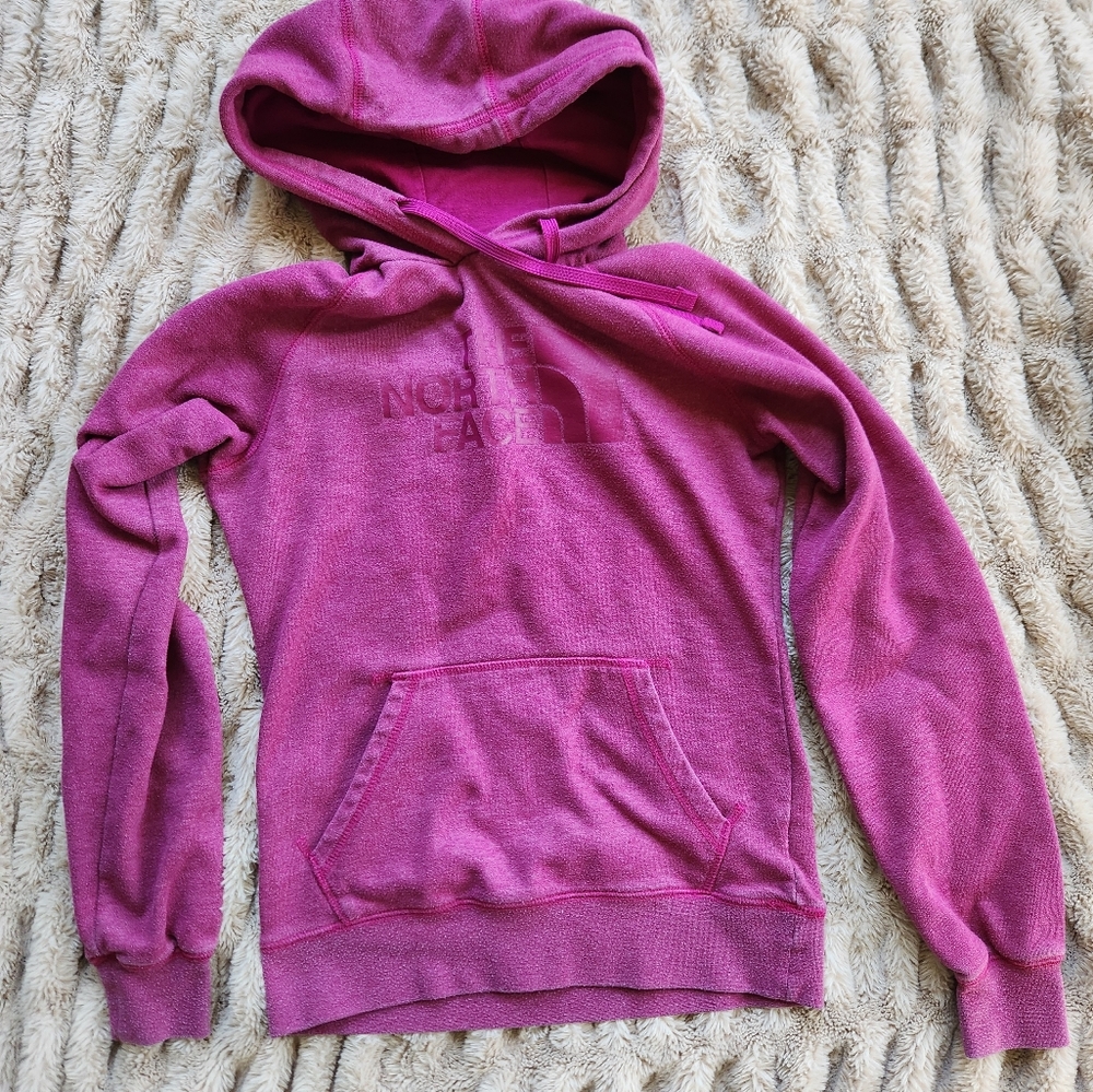 The North Face purple dark pink slim small womens hoodie sweatshirt hood…